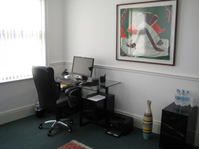 Consulting_room_004.JPG